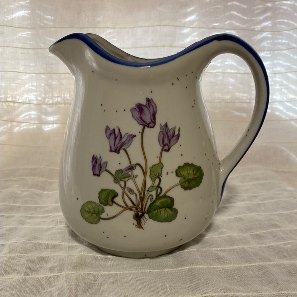 Otagiri White and Blue Ceramic Decor Accents